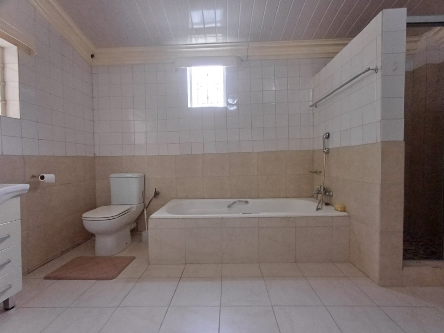 4 Bedroom Property for Sale in Wolmaransstad North West